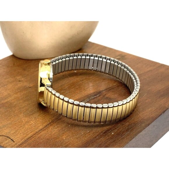 Timex Womens Watch T2H381 Indiglo Quartz Petite 2-Tone White Dial Expansion Band - Picture 9 of 14